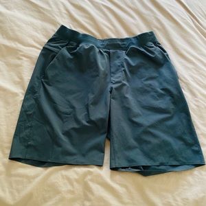 Men’s Lululemon shorts